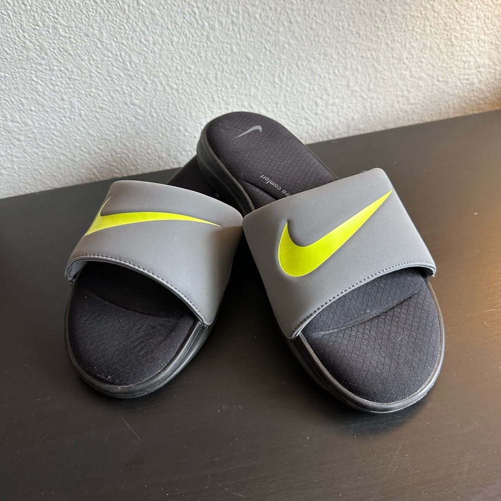 Nike Slides